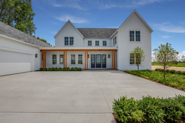 Concrete Driveway Service in Englewood