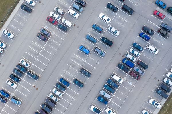 Concrete Parking Lot Service in Englewood