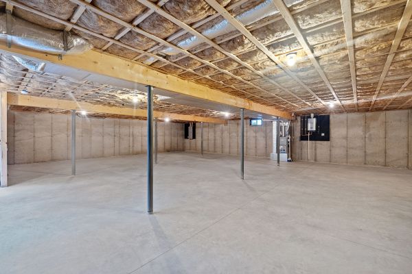 Basement Floor Installation in Englewood
